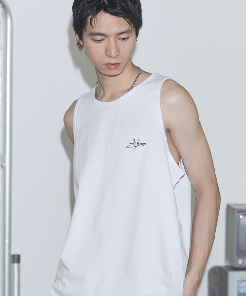 MSG（エムエスジー）の「ヴィンテージライクワンポイントタンクトップ【UNISEX】（タンクトップ・メンズ・ブラック/ホワイト/ブラック系/グレー系・S/M/L/XL）」の2枚目の写真