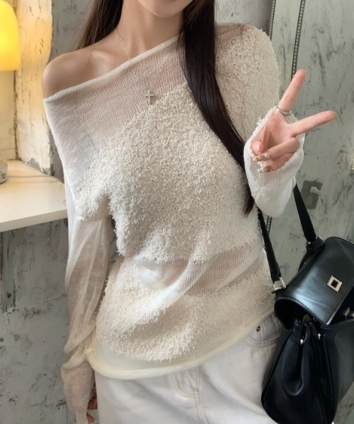 GEMEDA(ジェメダ)の「春夏コーデ 薄手シースルーニット(ニット/セーター・レディース・ブラック/ライトベージュ・M)」の11枚目の写真