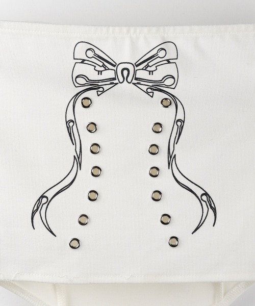 me+em select(ミームセレクト)の「【 2color 】クロスグランジロゴベアトップス / cross grunge logo bare tops(その他トップス・レディース・アイボリー/ブラック・FREE)」の13枚目の写真