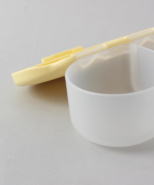212 KITCHEN STORE(トゥワントゥキッチンストア)の「スナックボックス lemon twist <b.box ビーボックス>(お弁当箱・レディース・その他・00)」の4枚目の写真