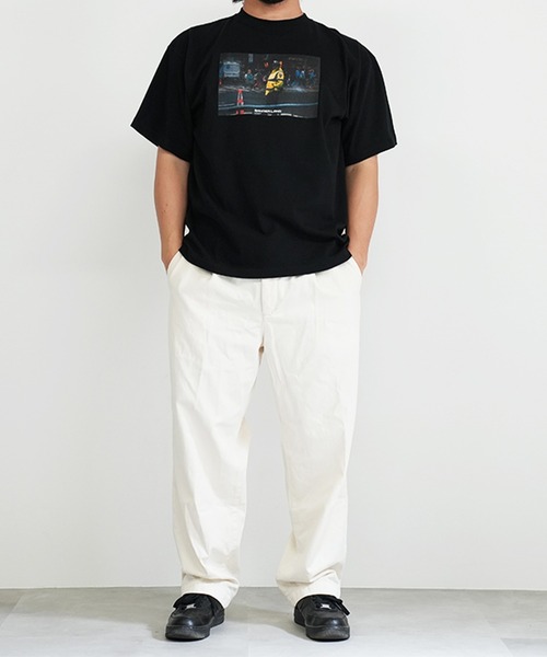 BASIS(ベイシス)の「SANDER LAND 8.2ozオーガニックコットン Yellow Police 半袖Tシャツ(Tシャツ/カットソー・メンズ・ホワイト/ブラック・LARGE/X-LARGE/MEDIUM)」の20枚目の写真