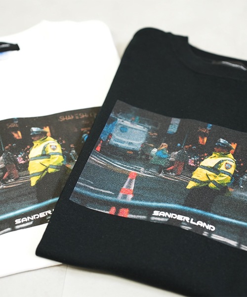 BASIS(ベイシス)の「SANDER LAND 8.2ozオーガニックコットン Yellow Police 半袖Tシャツ(Tシャツ/カットソー・メンズ・ホワイト/ブラック・LARGE/X-LARGE/MEDIUM)」の4枚目の写真