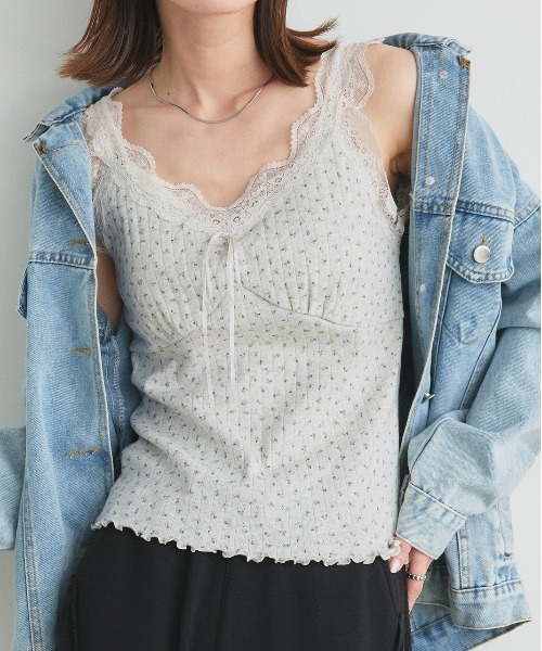 ad thie（アドティエ）の「ショルダーレース切り替え 花柄キャミソール（キャミソール・レディース・オートミール/アイボリー/オフホワイト・FREE）」の3枚目の写真