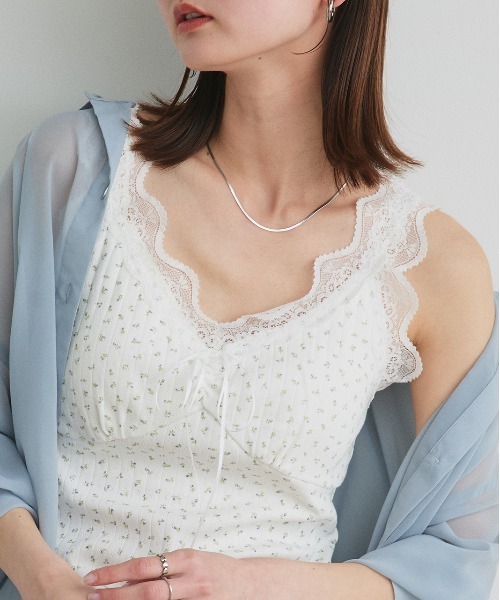 ad thie（アドティエ）の「ショルダーレース切り替え 花柄キャミソール（キャミソール・レディース・オートミール/アイボリー/オフホワイト・FREE）」の2枚目の写真