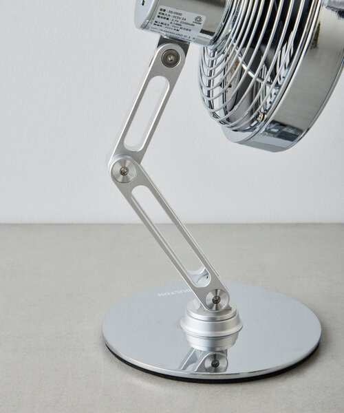 デスク扇風機　SWING ARM DESK FAN CROME 送料無料 DULTON ONLINE SHOP | SWING ARM DESK FAN CROME/BLACK