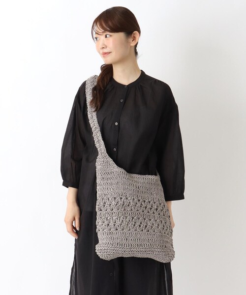one'sterrace(ワンズテラス)の「柄編みペーパーショルダー(ショルダーバッグ・レディース・ベージュ系9/ライトグレー系8/ベージュ系8/グレー系4・99)」の17枚目の写真