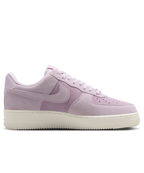 NIKE（ナイキ）の「NIKE WMNS AIR FORCE 1 07 HJ5336-500（スニーカー・レディース・ライトパープル・24cm/23.5cm/24.5cm）」の2枚目の写真