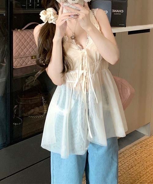 gossip!ロサンゼルス(ゴシップロサンゼルス)の「レースインナー付き エアリーキャミソール(その他トップス・レディース・ベージュ/ピンク・FREE)」の1枚目の写真