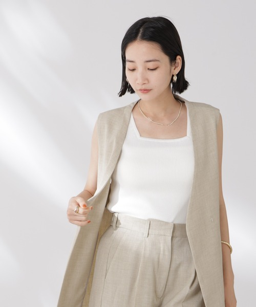 NANO universe(ナノユニバース)の「前後2wayスクエア&クルーネックリブニットタンクトップ(タンクトップ・レディース・グレー/ホワイト/ブラック・FREE)」の1枚目の写真