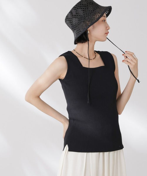 NANO universe(ナノユニバース)の「前後2wayスクエア&クルーネックリブニットタンクトップ(タンクトップ・レディース・グレー/ホワイト/ブラック・FREE)」の2枚目の写真