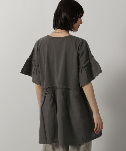 LAKOLE（ラコレ）の「ピグメント切替チュニック / 574690（チュニック・レディース・チャコール/イエロー/ピンク系その他/アイボリー・FREE）」の9枚目の写真