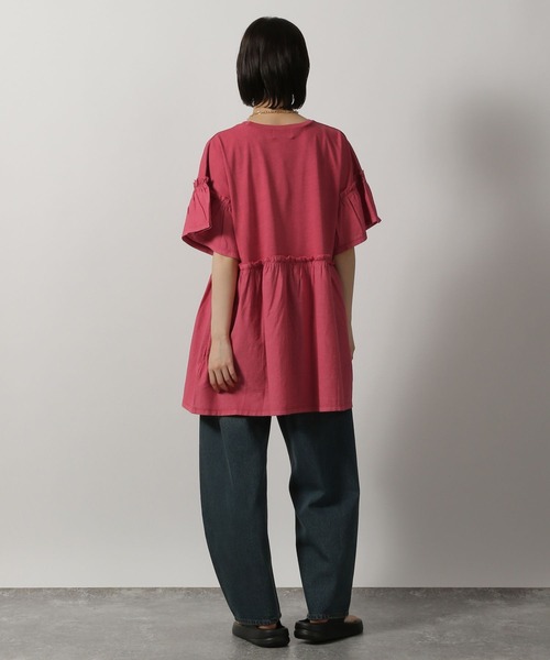 LAKOLE（ラコレ）の「ピグメント切替チュニック / 574690（チュニック・レディース・チャコール/イエロー/ピンク系その他/アイボリー・FREE）」の22枚目の写真