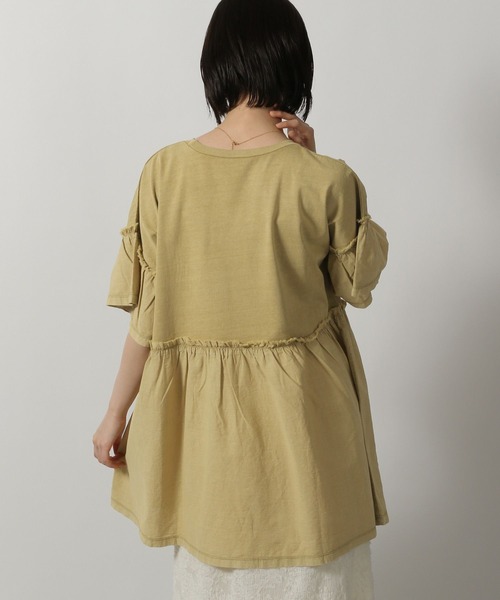 LAKOLE（ラコレ）の「ピグメント切替チュニック / 574690（チュニック・レディース・チャコール/イエロー/ピンク系その他/アイボリー・FREE）」の19枚目の写真