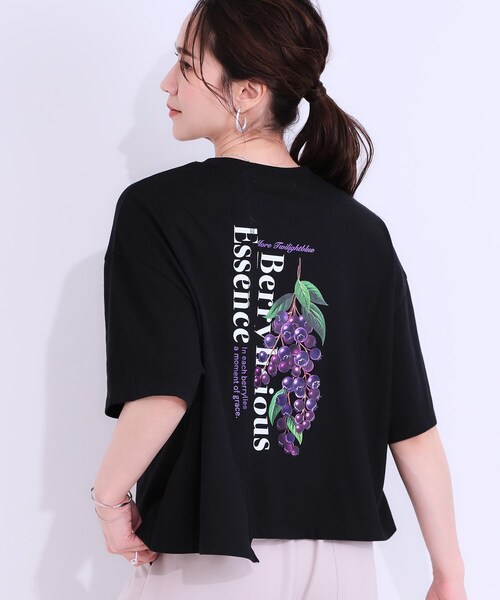 Cutie Blonde(キューティーブロンド)の「リメイク風Tシャツ(Tシャツ/カットソー・レディース・ホワイト系2/ホワイト系1/ピンク系1/ブラック系1・00)」の3枚目の写真