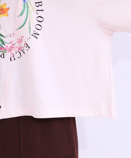 Cutie Blonde(キューティーブロンド)の「リメイク風Tシャツ(Tシャツ/カットソー・レディース・ホワイト系2/ホワイト系1/ピンク系1/ブラック系1・00)」の8枚目の写真