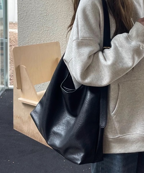 REBALANCE(リバランス)の「ショルダーバッグ(ショルダーバッグ・レディース・A/B/C/D・ONE SIZE)」の3枚目の写真