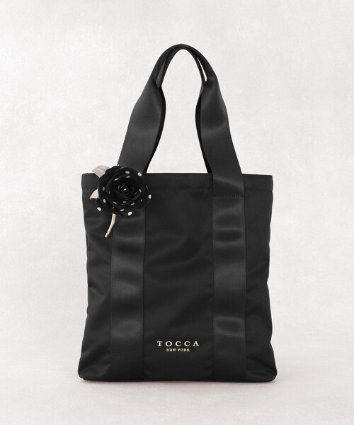 TOCCA(トッカ)の「【美香&Lov?coコラボ】FLOWER IN HEART BAG バッグ(トートバッグ・レディース・ベージュ系2/ベージュ系/ブラック系3/ブラック系1/ワイン系/ベージュ系3/ブラック系/ピンク系/ワイン系1・F)」の1枚目の写真