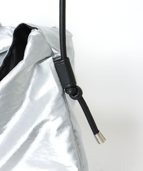 Cepica（セピカ）の「コンビ金手2WAYトート（トートバッグ・レディース・マスタード/カーキ/シルバー・FREE）」の4枚目の写真