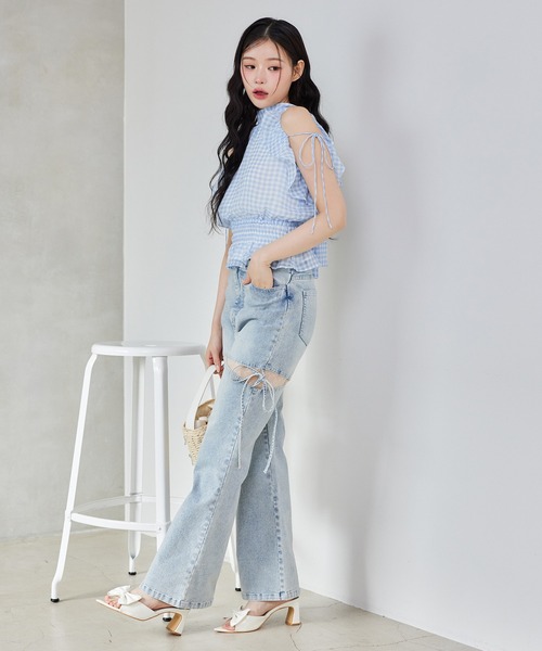 one after another NICE CLAUP（ワンアフターアナザーナイスクラップ）の「【サイズ展開あり】サイドオープンレースデニムパンツ（デニムパンツ・レディース・ライトブルー/ブルー系その他/ブルー・SMALL/MEDIUM）」の22枚目の写真