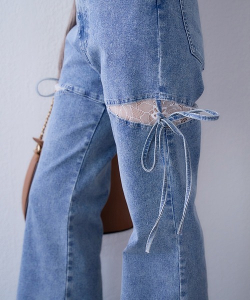 one after another NICE CLAUP（ワンアフターアナザーナイスクラップ）の「【サイズ展開あり】サイドオープンレースデニムパンツ（デニムパンツ・レディース・ライトブルー/ブルー系その他/ブルー・SMALL/MEDIUM）」の17枚目の写真