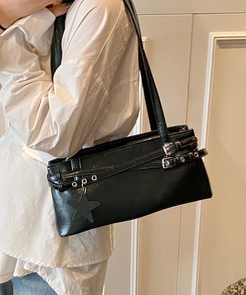 HOOK（フック）の「HOOK for girls　くすみパステルカラー スクエアショルダーバッグ（ボストンバッグ・レディース・イエロー/ブルー/ホワイト/パープル/ブラック・FREE）」の2枚目の写真