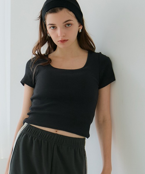 【上質TIBI】ホワイト 半袖 クロップド トップス 7DAYS LOOKS】半袖クロップドTシャツ【SALE】 TC7252