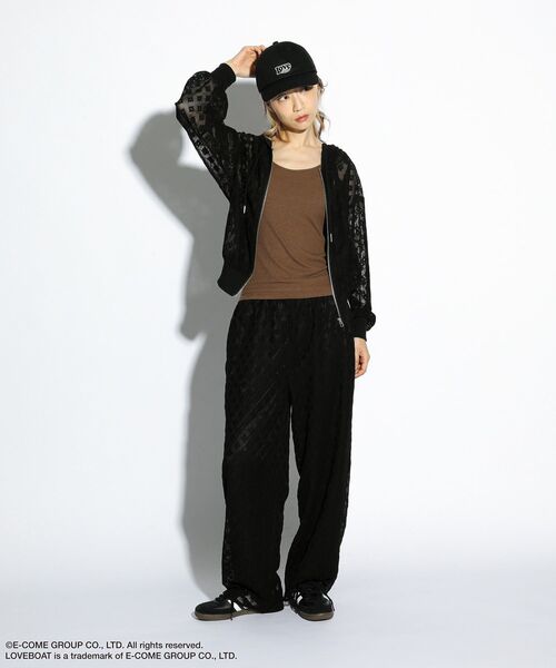 Green　Parks（グリーンパークス）の「■LOVEBOAT フラワーメッシュパーカー（パーカー・レディース・ブラック・FREE）」の3枚目の写真