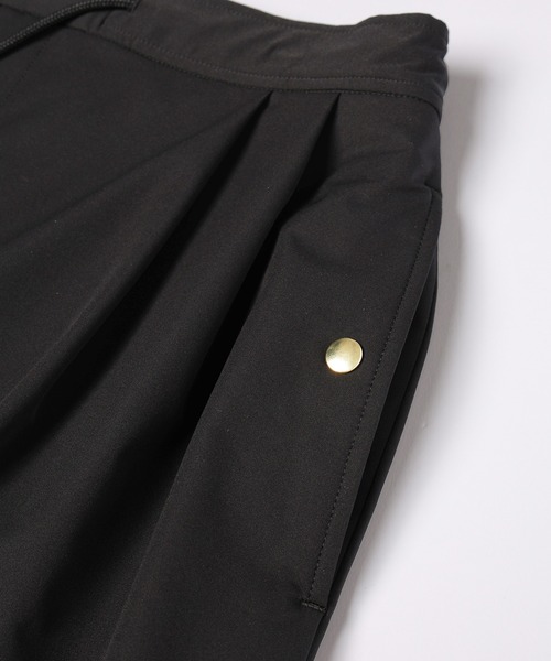 CULLNI（クルニ）の「Stretch Double Cloth 2Tuck Drawstring Semi Wide Pants（その他パンツ・メンズ・ブラック/ネイビー/アッシュブラウン・2/1/0）」の18枚目の写真