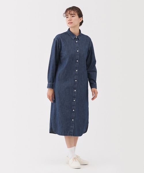 無印良品(ムジルシリョウヒン)の「婦人 洗いざらし デニム長袖シャツワンピース(ワンピース・レディース・ブルー・S/M/XL/L)」の2枚目の写真