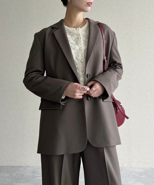 mysty woman（ミスティウーマン）の「オーバーサイズシングルジャケット　582491（テーラードジャケット・レディース・モカ/ネイビー/ベージュ・MEDIUM/SMALL）」の18枚目の写真