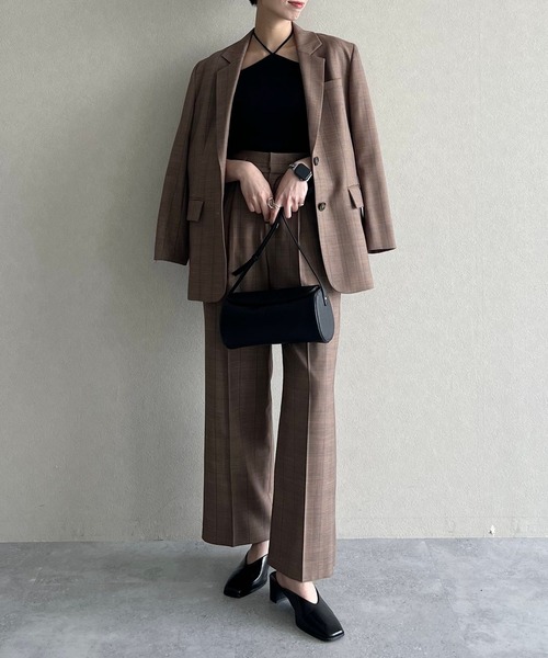 mysty woman（ミスティウーマン）の「オーバーサイズシングルジャケット　582491（テーラードジャケット・レディース・モカ/ネイビー/ベージュ・MEDIUM/SMALL）」の22枚目の写真