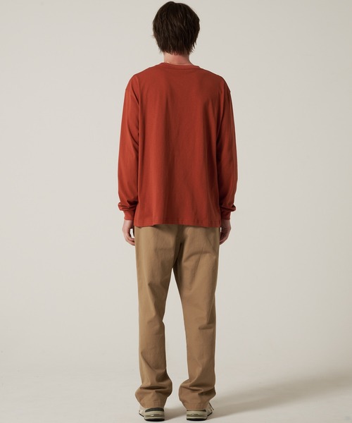 Eddie Bauer(エディーバウアー)の「ワンポイント ポケット 長袖 Tシャツ(Tシャツ/カットソー・メンズ・ブラック/セージグリーン/ネイビー/ホワイト/ダークオレンジ/ダークベージュ・S/M/L/XL/XXL)」の14枚目の写真