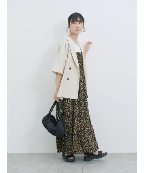 Samansa Mos2 blue(サマンサモスモスブルー)の「花柄シャーリングワンピース(ワンピース・レディース・ブラック/オフホワイト/グレー・F)」の21枚目の写真