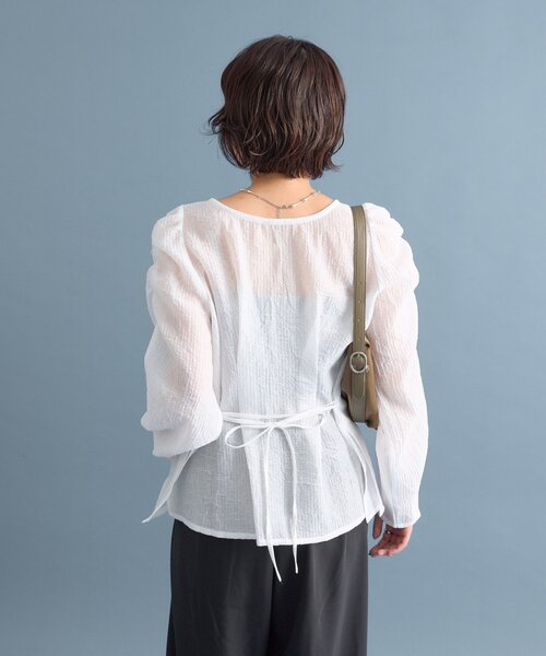 mystic（ミスティック）の「Vシャーリングブラウス（シャツ/ブラウス・レディース・ブラック/オフホワイト/ブラウン・FREE）」の7枚目の写真