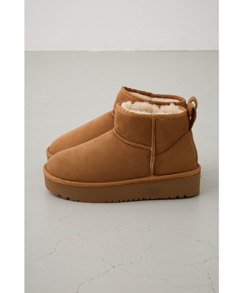 AZUL by moussy(アズールバイマウジー)の「厚底ムートンショートブーツ(ブーツ・レディース・ブラウン/ブラック/ベージュ・SMALL/MEDIUM/LARGE)」の21枚目の写真