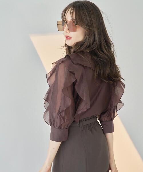 SWINGLE(スウィングル)の「キーネックラッフルフリルブラウス(シャツ/ブラウス・レディース・ブラウン/オフホワイト/ピンク・FREE)」の5枚目の写真