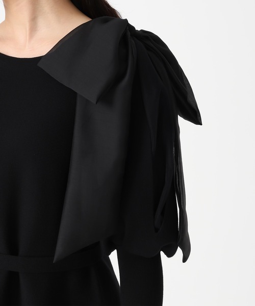 31 Sons de mode（トランテアン　ソン　ドゥ　モード）の「2025秋冬新作 肩リボンミニニットワンピース（ワンピース・レディース・ブラウン/ブラック・ﾌﾘ-）」の8枚目の写真