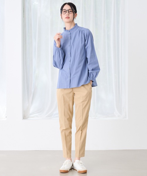 Arnold Palmer（アーノルドパーマー）の「プチフリル バンドカラー シャツブラウス（シャツ/ブラウス・レディース・クリーム/ブルー/ブラウン・L/M/S）」の8枚目の写真