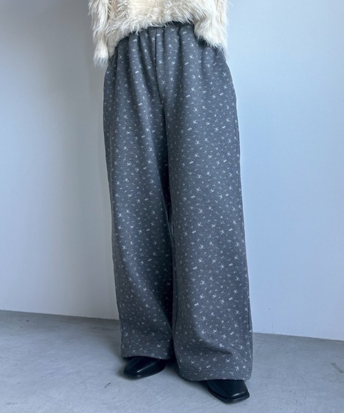 Unitage(ユニテージ)の「小花柄裏起毛スウェットパンツ(その他パンツ・レディース・ブラック/ライトグレー・FREE)」の12枚目の写真