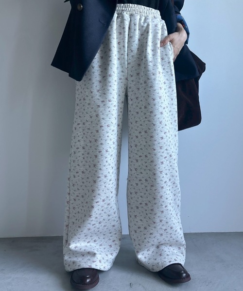 Unitage(ユニテージ)の「小花柄裏起毛スウェットパンツ(その他パンツ・レディース・ブラック/ライトグレー・FREE)」の6枚目の写真