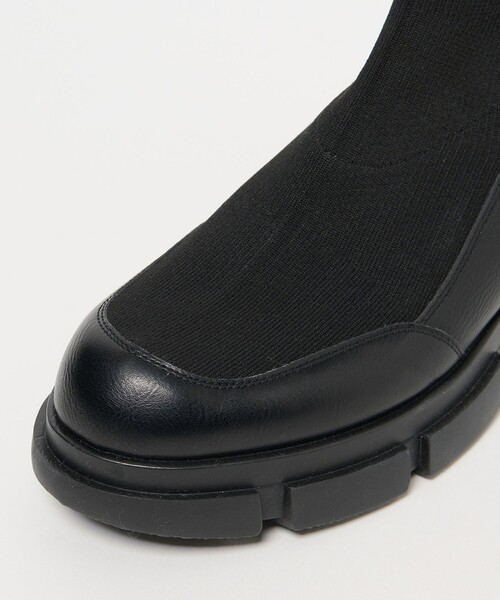 BEAUTY&YOUTH UNITED ARROWS(ビューティーアンドユースユナイテッドアローズ)の「ニット レザーライク ブーツ 撥水/晴雨兼用(ブーツ・レディース・ブラック・36/37/38)」の4枚目の写真