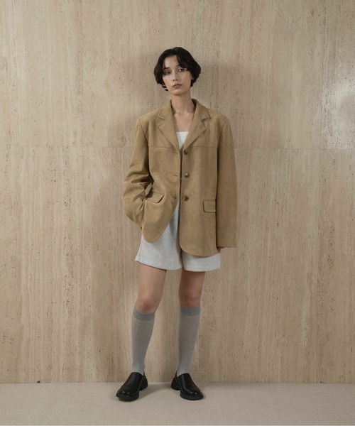 lawgy（ラウジー）の「line switching brushed tailored jacket / ラインスイッチングブラッシュドテーラードジャケット（テーラードジャケット・レディース・ベージュ/ブラウン・FREE）」の4枚目の写真