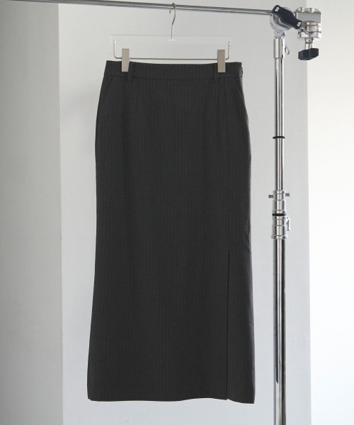 anuke(アンヌーク)の「anuke Heather Stretch Middleskirt(スカート・レディース・ダークグレー/グレー・36/38)」の1枚目の写真