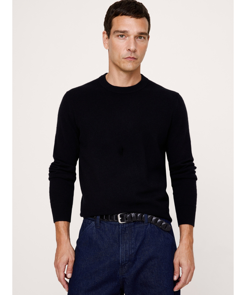 Banana Republic(バナナリパブリック)の「カシミヤ クルーネックセーター(ニット/セーター・メンズ・アイボリー/ブルー/グレー/バーガンディー/イエロー/ネイビー/グリーン/オレンジ/サックスブルー/ライトイエロー/ブルー系その他3/ブラック/チャコールグレー/ブラウン/ブルー系その他2/ブラック系その他/ブルー系その他/ピンク系その他・L/XL/M/S)」の3枚目の写真