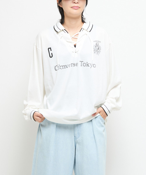 CONVERSE TOKYO（コンバーストウキョウ）の「LACE-UP COLLAR SOCCER LONGSLEEVE TEE（Tシャツ/カットソー・レディース・ホワイト/ブラック・SMALL/MEDIUM）」の3枚目の写真