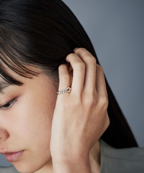 Jouete(ジュエッテ)の「ピンキーリング ツイスト(リング・レディース・シルバー・5号/3号/7号)」の2枚目の写真