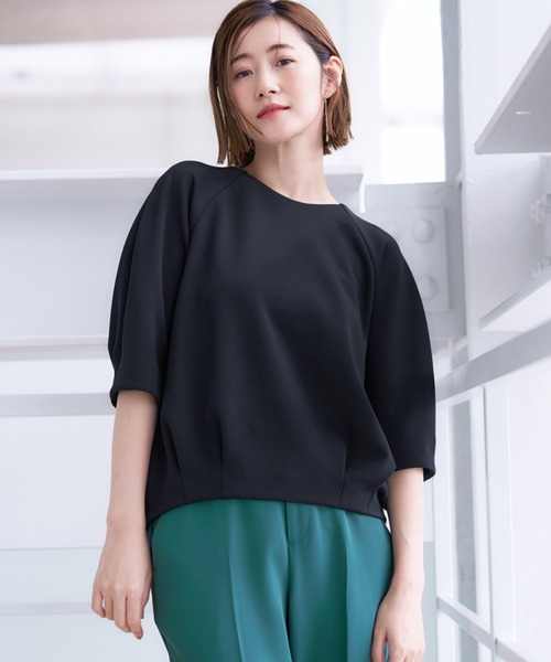 AOYAMA(アオヤマ)の「なめらかな表面感と程良いふくらみがポイント!ダンボールニットコクーンプルオーバー(ニット/セーター・レディース・グレー/ネイビー・M)」の1枚目の写真