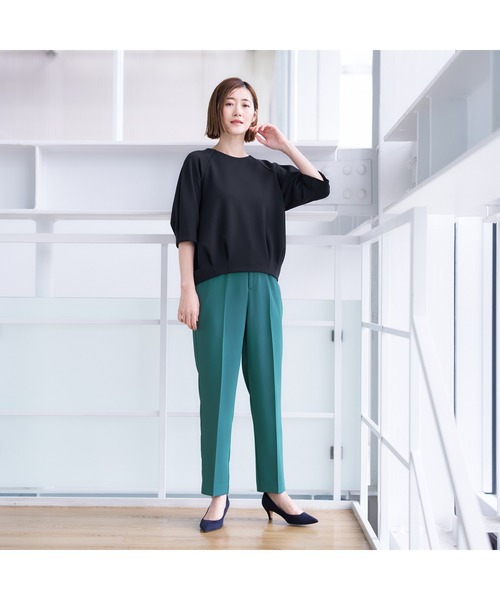 AOYAMA(アオヤマ)の「なめらかな表面感と程良いふくらみがポイント!ダンボールニットコクーンプルオーバー(ニット/セーター・レディース・グレー/ネイビー・M)」の16枚目の写真