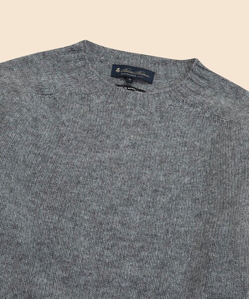 BROOKS BROTHERS(ブルックスブラザーズ)の「シェットランドウール クルーネックセーター(ニット/セーター・メンズ・パープル/ネイビー/ブラウン/バーガンディー/グレー/ベージュ・LARGE/MEDIUM/SMALL)」の8枚目の写真