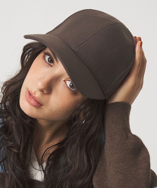 green label relaxing（グリーンレーベルリラクシング）の「起毛ピーチ バイザー キャップ / 帽子 UVカット（キャップ・レディース・ライトグレー/ブラック/ネイビー/モカ・FREE）」の6枚目の写真